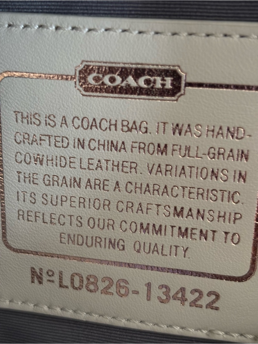 Coach Off White Leather Shoulder Tote with Turnlock Detail - Picture 4 of 15